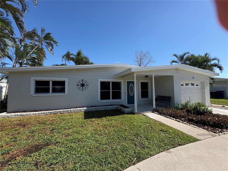 For Rent: $4,000 (3 beds, 2 baths, 1179 Square Feet)