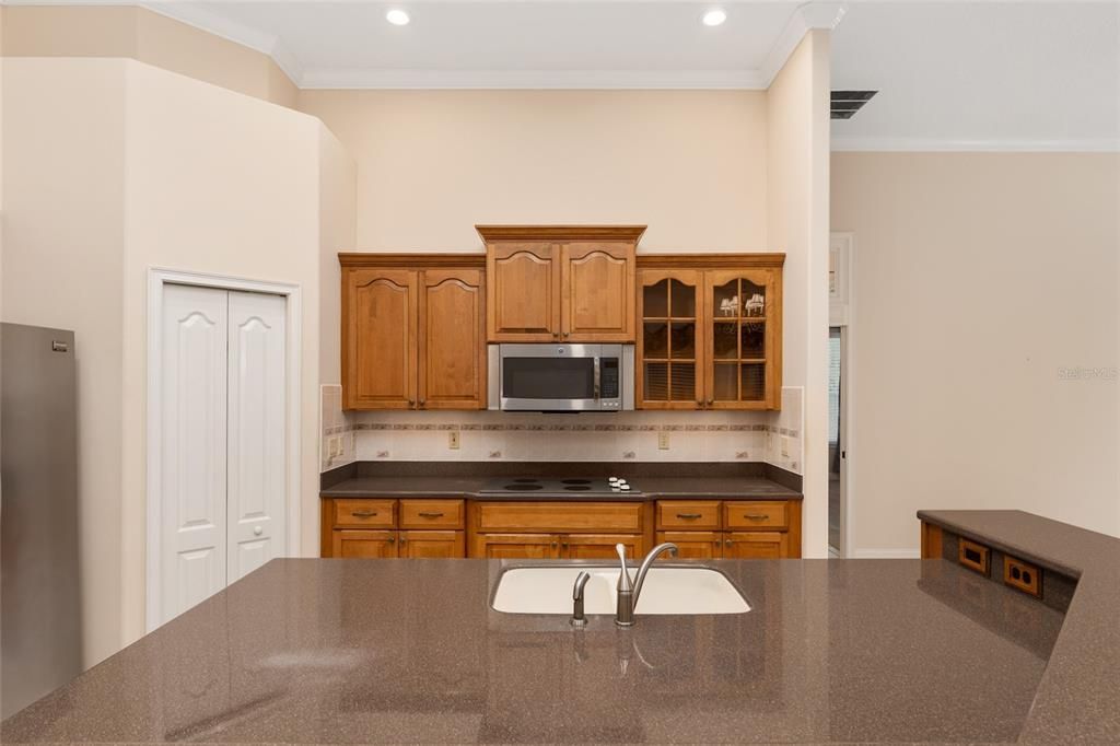 For Sale: $679,000 (4 beds, 3 baths, 3544 Square Feet)