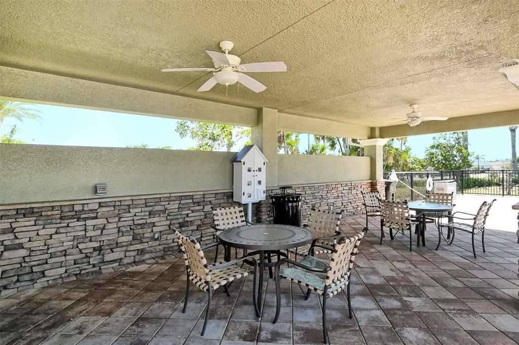 For Sale: $357,000 (3 beds, 2 baths, 1748 Square Feet)