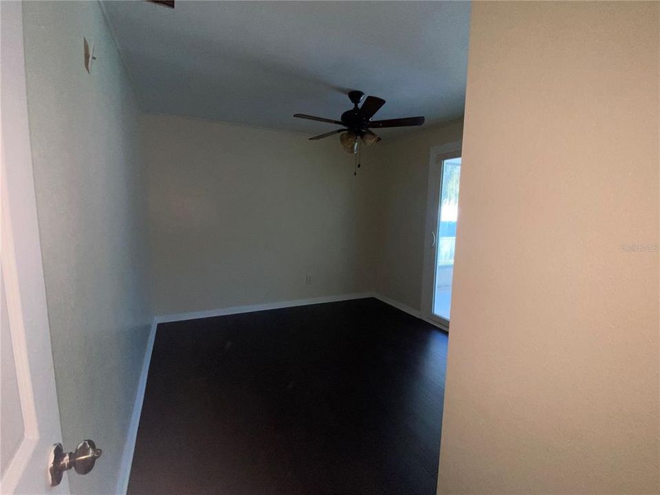 For Sale: $299,000 (3 beds, 2 baths, 1912 Square Feet)