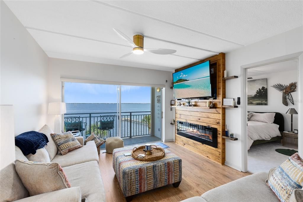 待售: $319,000 (2 贝兹, 2 浴室, 1146 平方英尺)