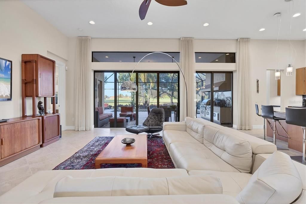 For Sale: $1,289,000 (3 beds, 2 baths, 2556 Square Feet)