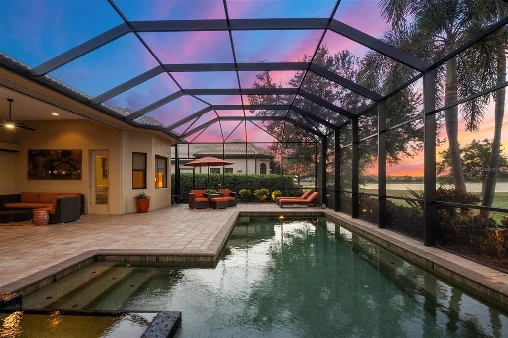 For Sale: $1,289,000 (3 beds, 2 baths, 2556 Square Feet)