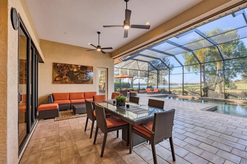 For Sale: $1,289,000 (3 beds, 2 baths, 2556 Square Feet)