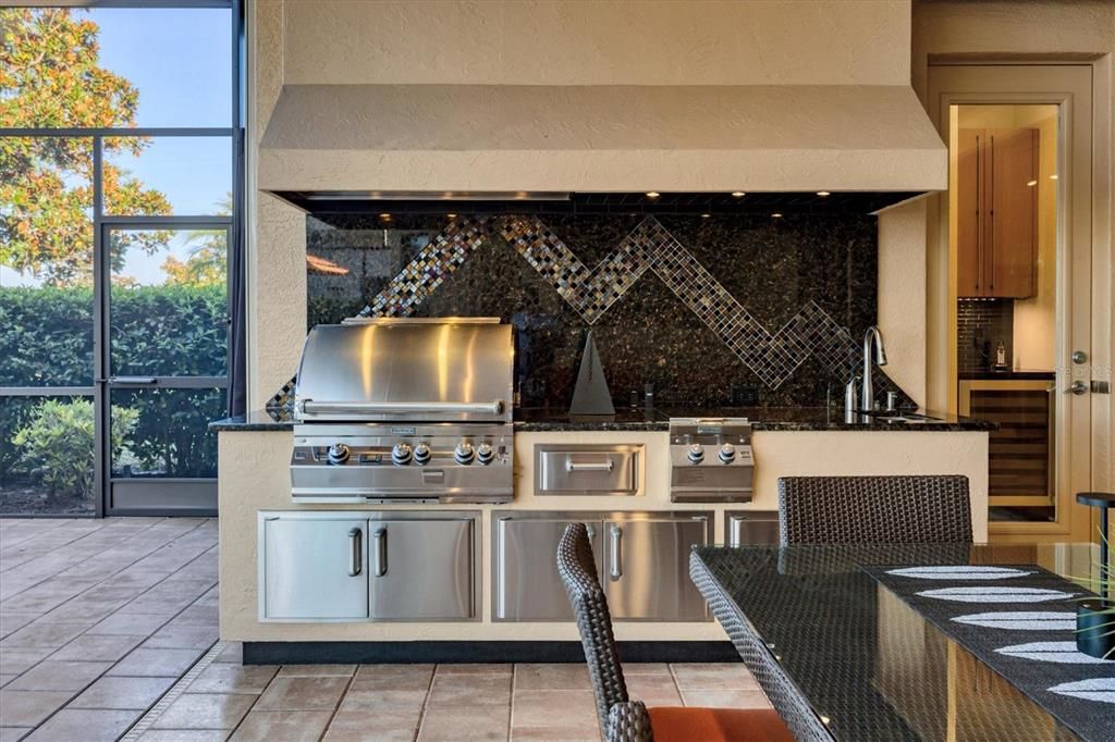 For Sale: $1,289,000 (3 beds, 2 baths, 2556 Square Feet)