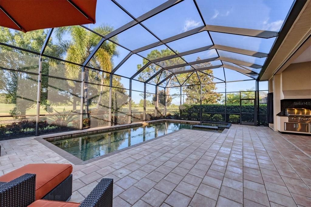 For Sale: $1,289,000 (3 beds, 2 baths, 2556 Square Feet)