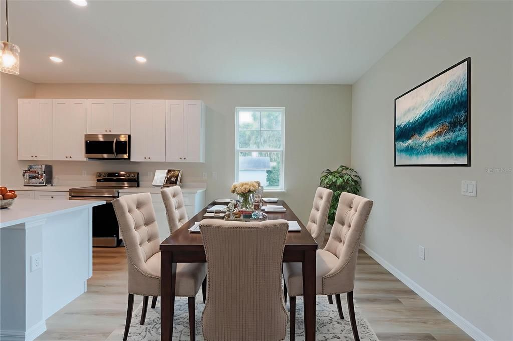 For Sale: $319,000 (4 beds, 3 baths, 1897 Square Feet)