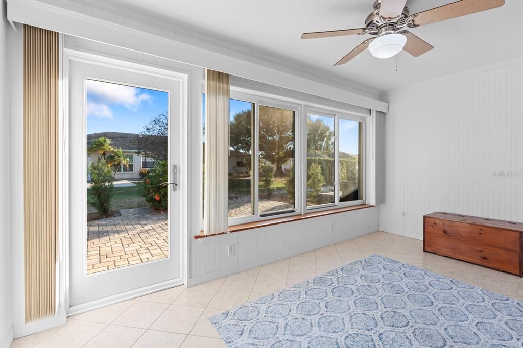 Под контрактом: $249,900 (2 спален, 2 ванн, 1744 Квадратных фут)