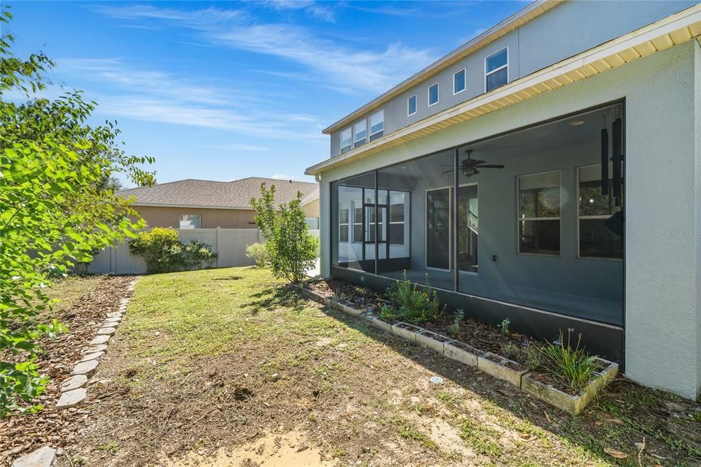 For Sale: $532,000 (4 beds, 2 baths, 2892 Square Feet)