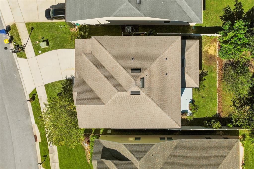 For Sale: $532,000 (4 beds, 2 baths, 2892 Square Feet)