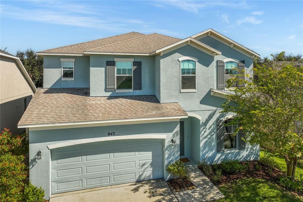 For Sale: $532,000 (4 beds, 2 baths, 2892 Square Feet)