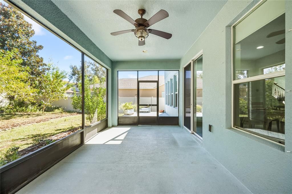 For Sale: $532,000 (4 beds, 2 baths, 2892 Square Feet)