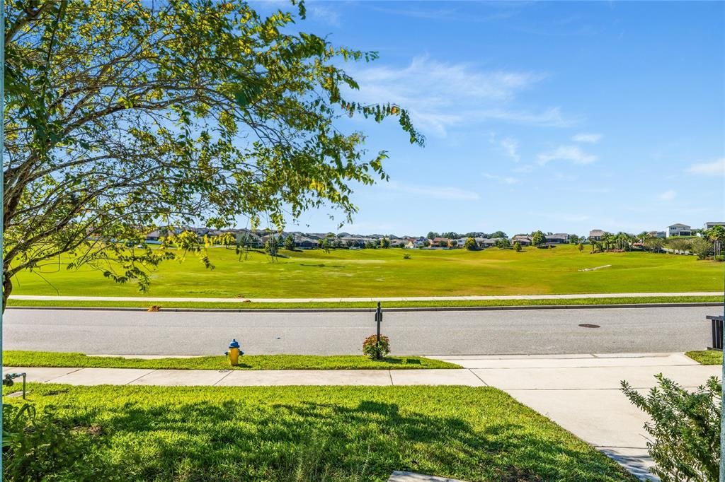 For Sale: $532,000 (4 beds, 2 baths, 2892 Square Feet)