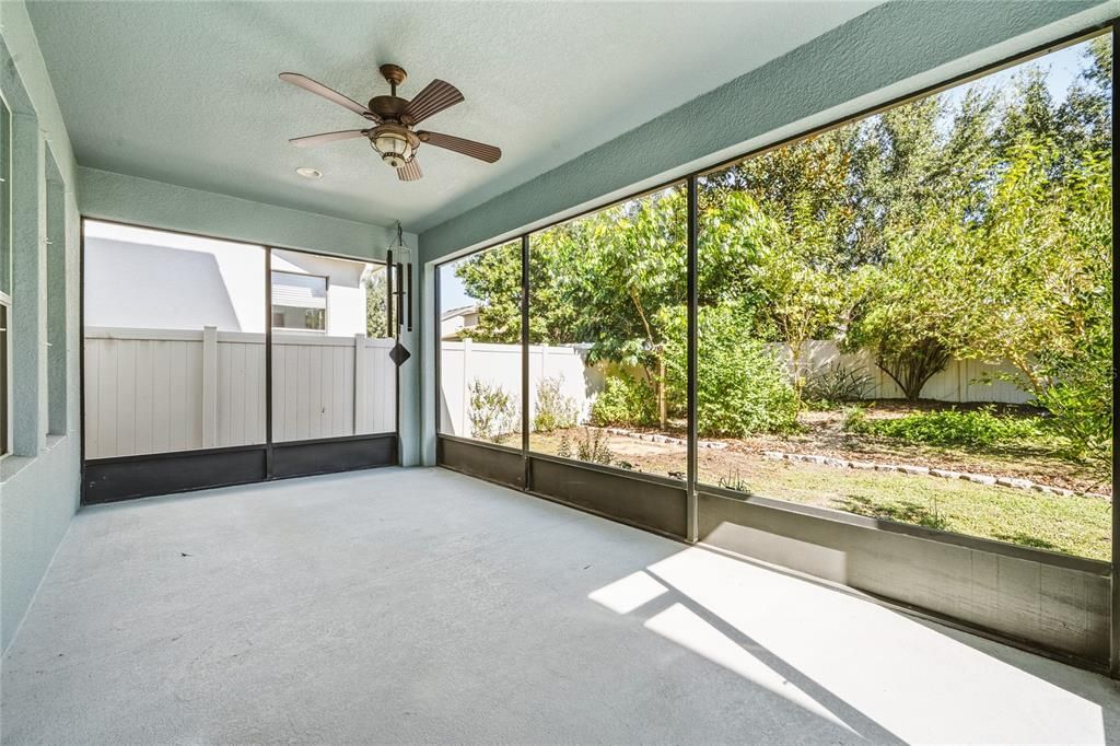 For Sale: $532,000 (4 beds, 2 baths, 2892 Square Feet)