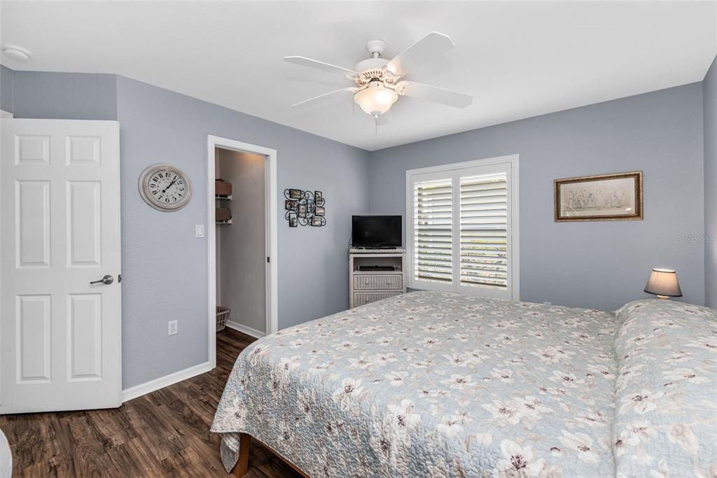 待售: $499,000 (4 贝兹, 2 浴室, 2392 平方英尺)