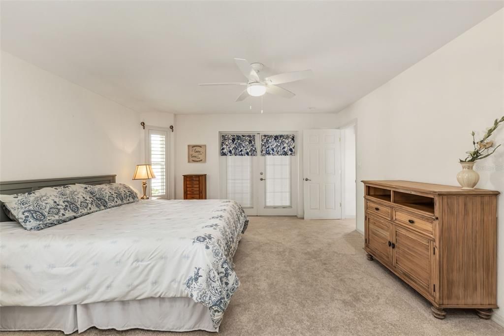 待售: $499,000 (4 贝兹, 2 浴室, 2392 平方英尺)