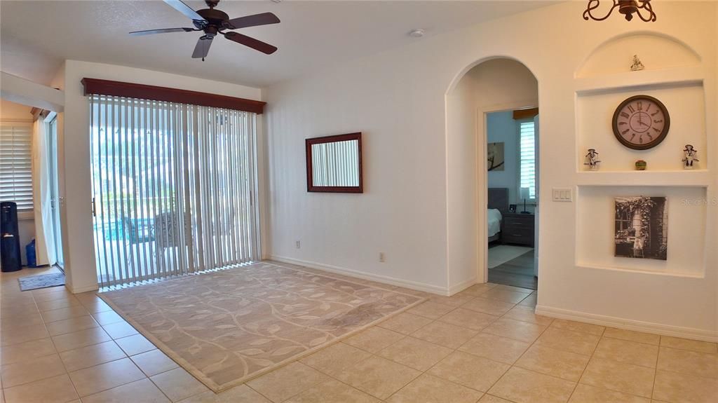 For Sale: $449,900 (3 beds, 2 baths, 1726 Square Feet)