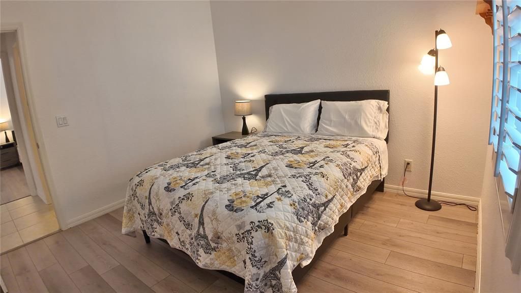 For Sale: $449,900 (3 beds, 2 baths, 1726 Square Feet)