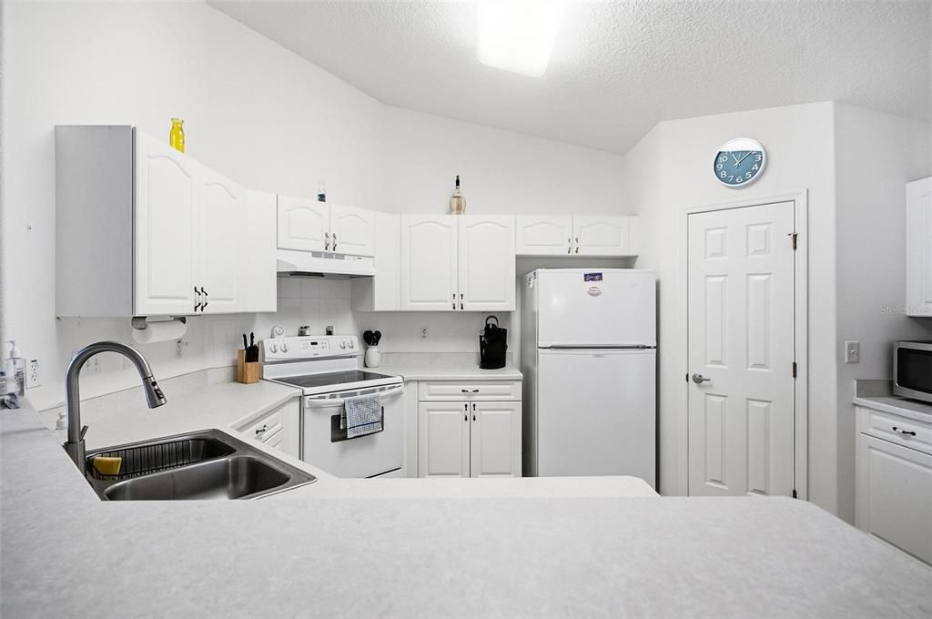 En Venta: $345,000 (3 camas, 2 baños, 1796 Pies cuadrados)