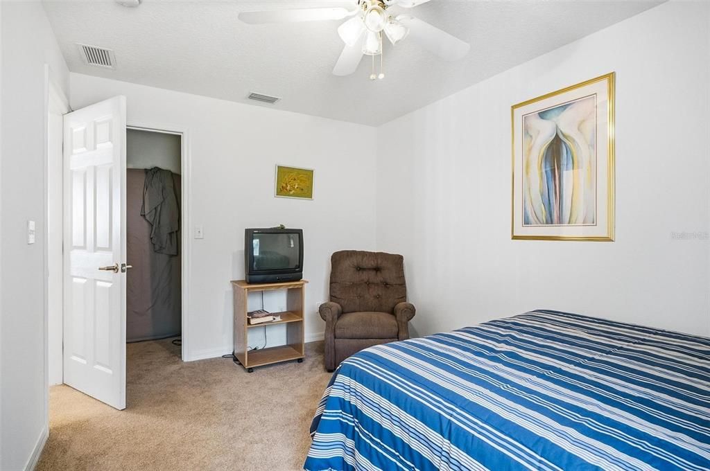 En Venta: $345,000 (3 camas, 2 baños, 1796 Pies cuadrados)