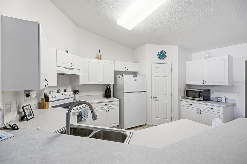 En Venta: $345,000 (3 camas, 2 baños, 1796 Pies cuadrados)