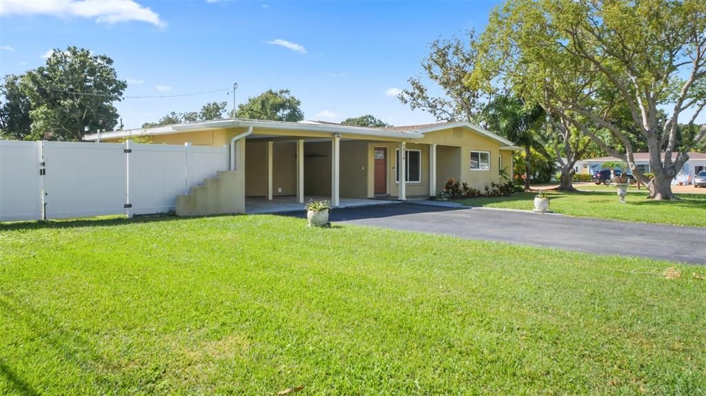 合同活跃: $530,000 (3 贝兹, 2 浴室, 1488 平方英尺)