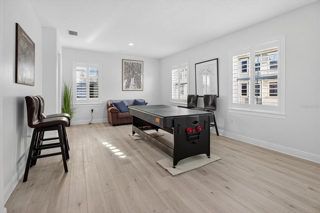 For Sale: $460,000 (3 beds, 2 baths, 2442 Square Feet)