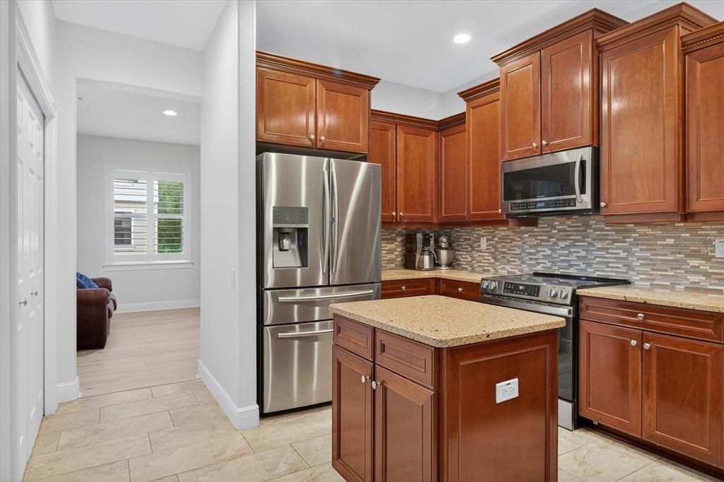 For Sale: $460,000 (3 beds, 2 baths, 2442 Square Feet)