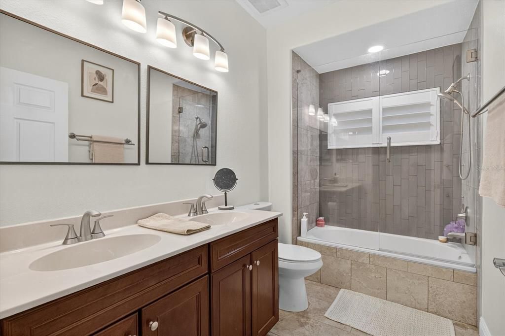 For Sale: $460,000 (3 beds, 2 baths, 2442 Square Feet)