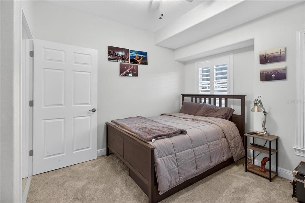 For Sale: $460,000 (3 beds, 2 baths, 2442 Square Feet)