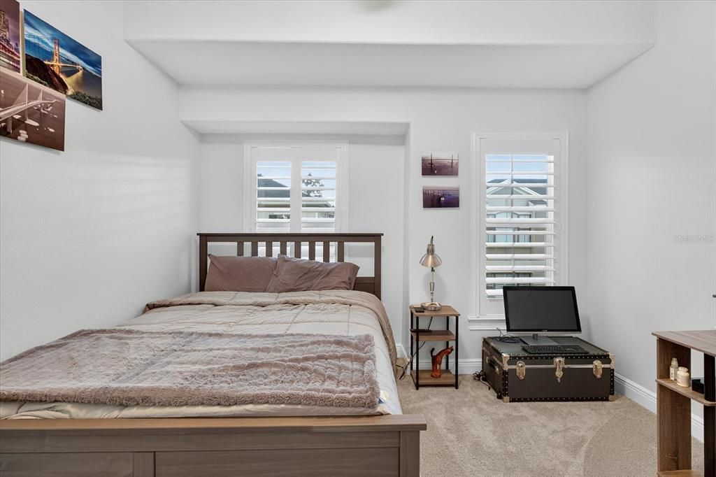 For Sale: $460,000 (3 beds, 2 baths, 2442 Square Feet)