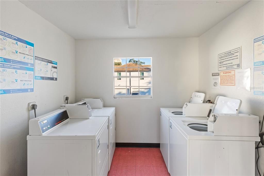 待售: $175,000 (1 贝兹, 1 浴室, 560 平方英尺)