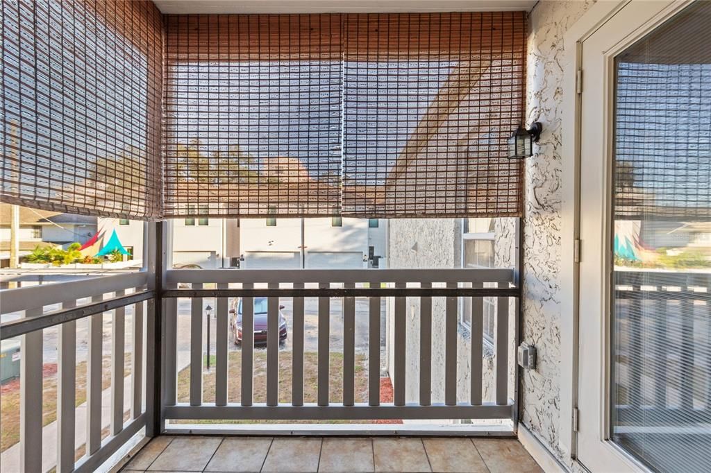 待售: $175,000 (1 贝兹, 1 浴室, 560 平方英尺)