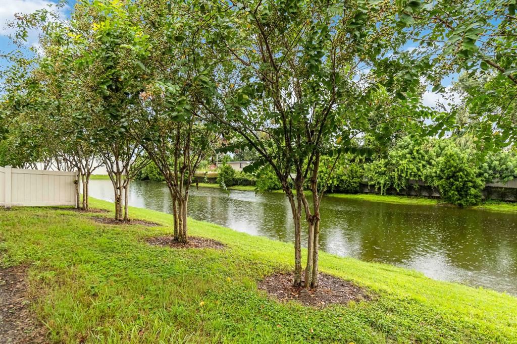 For Rent: $3,495 (5 beds, 3 baths, 2475 Square Feet)