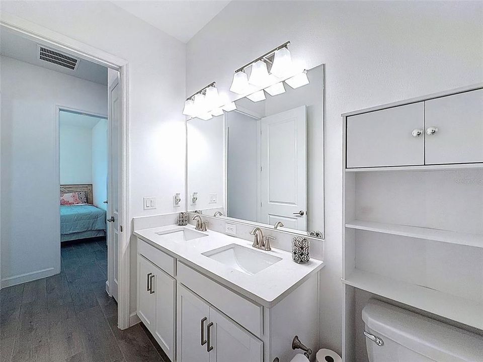 待售: $470,000 (3 贝兹, 2 浴室, 2350 平方英尺)