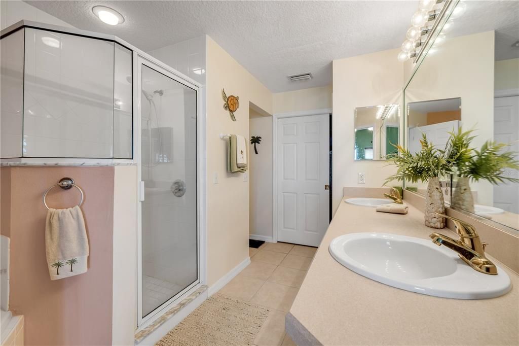 待售: $555,000 (3 贝兹, 2 浴室, 1768 平方英尺)