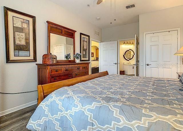 For Sale: $547,000 (3 beds, 2 baths, 1447 Square Feet)