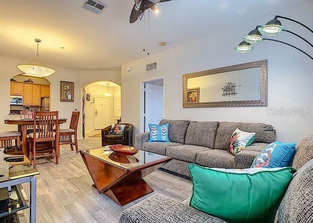 For Sale: $547,000 (3 beds, 2 baths, 1447 Square Feet)