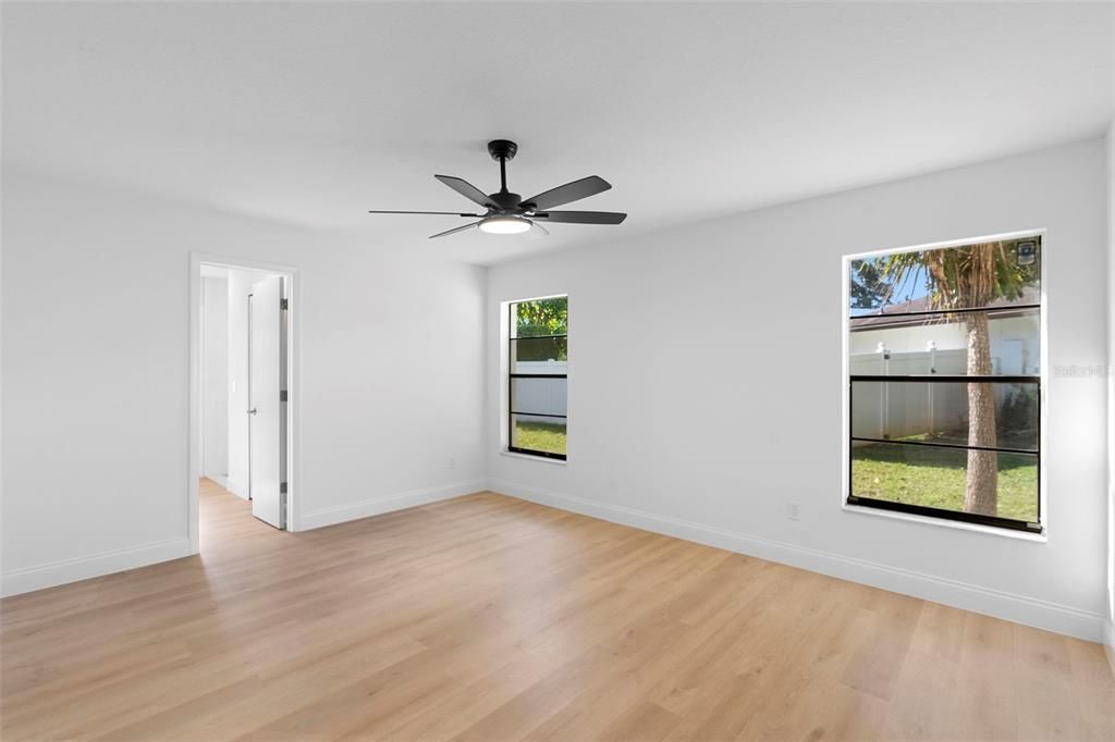 Active With Contract: $455,000 (3 beds, 2 baths, 1919 Square Feet)