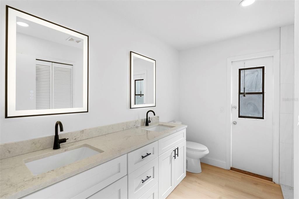 Active With Contract: $455,000 (3 beds, 2 baths, 1919 Square Feet)