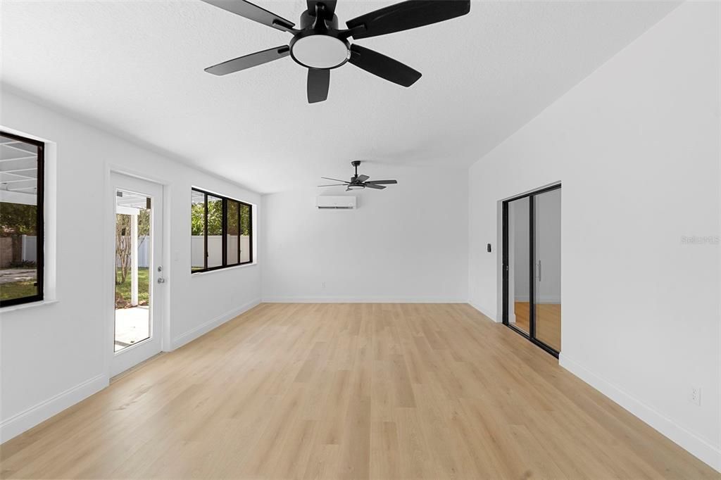 Active With Contract: $455,000 (3 beds, 2 baths, 1919 Square Feet)