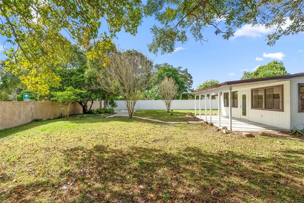 Active With Contract: $455,000 (3 beds, 2 baths, 1919 Square Feet)