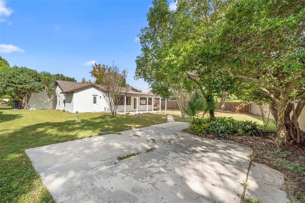 Active With Contract: $455,000 (3 beds, 2 baths, 1919 Square Feet)