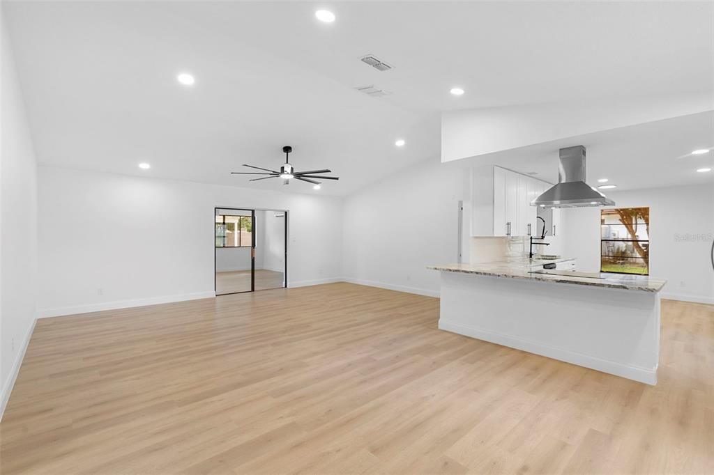 Active With Contract: $455,000 (3 beds, 2 baths, 1919 Square Feet)