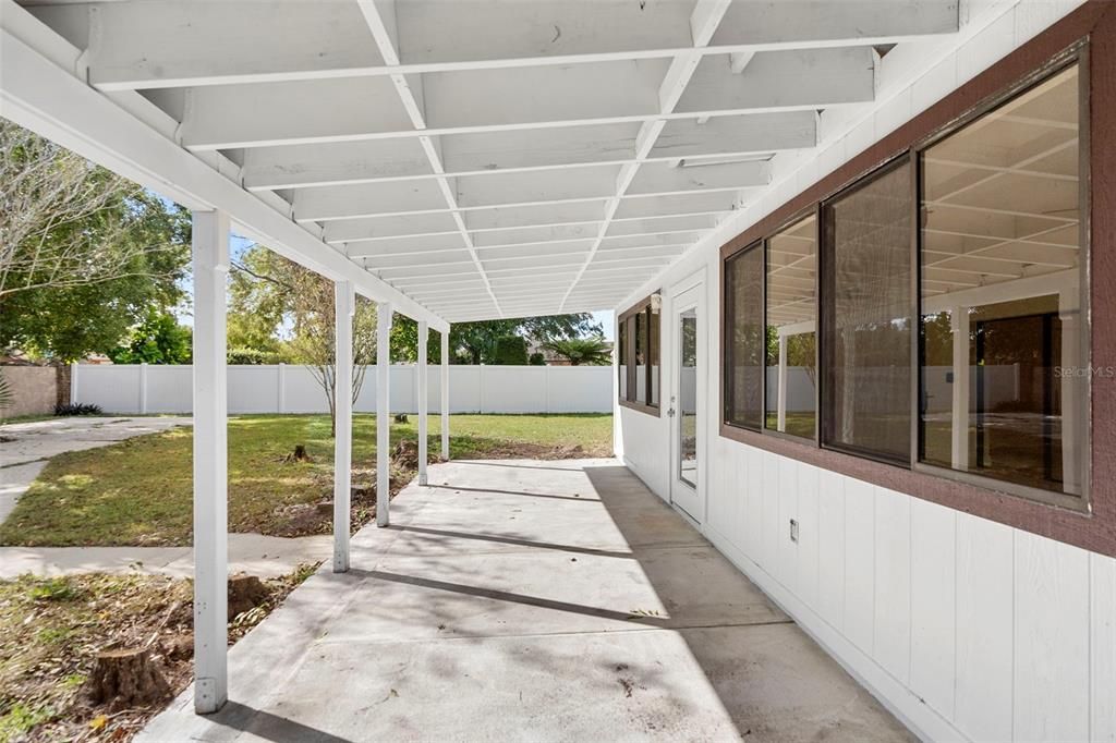 Active With Contract: $455,000 (3 beds, 2 baths, 1919 Square Feet)