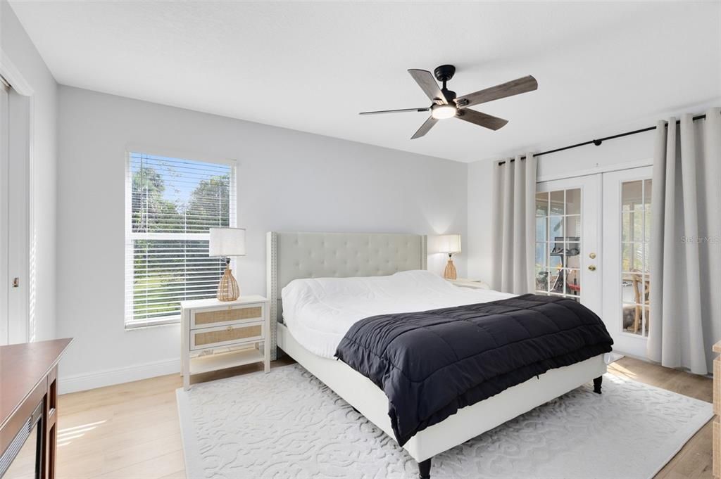 En Venta: $649,000 (3 camas, 2 baños, 1429 Pies cuadrados)