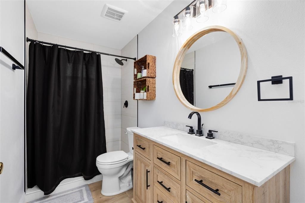 En Venta: $649,000 (3 camas, 2 baños, 1429 Pies cuadrados)