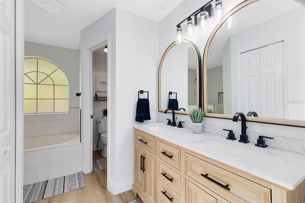 En Venta: $649,000 (3 camas, 2 baños, 1429 Pies cuadrados)