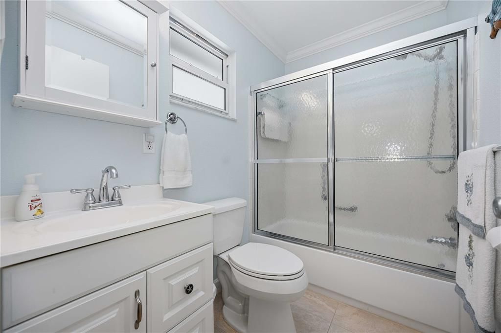 En Venta: $233,000 (2 camas, 2 baños, 1120 Pies cuadrados)