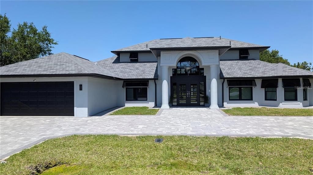 For Sale: $729,000 (5 beds, 4 baths, 3008 Square Feet)